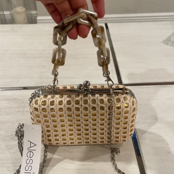 NWT Alessia Natural Convertible Clutch Purse - Picture 4 of 7